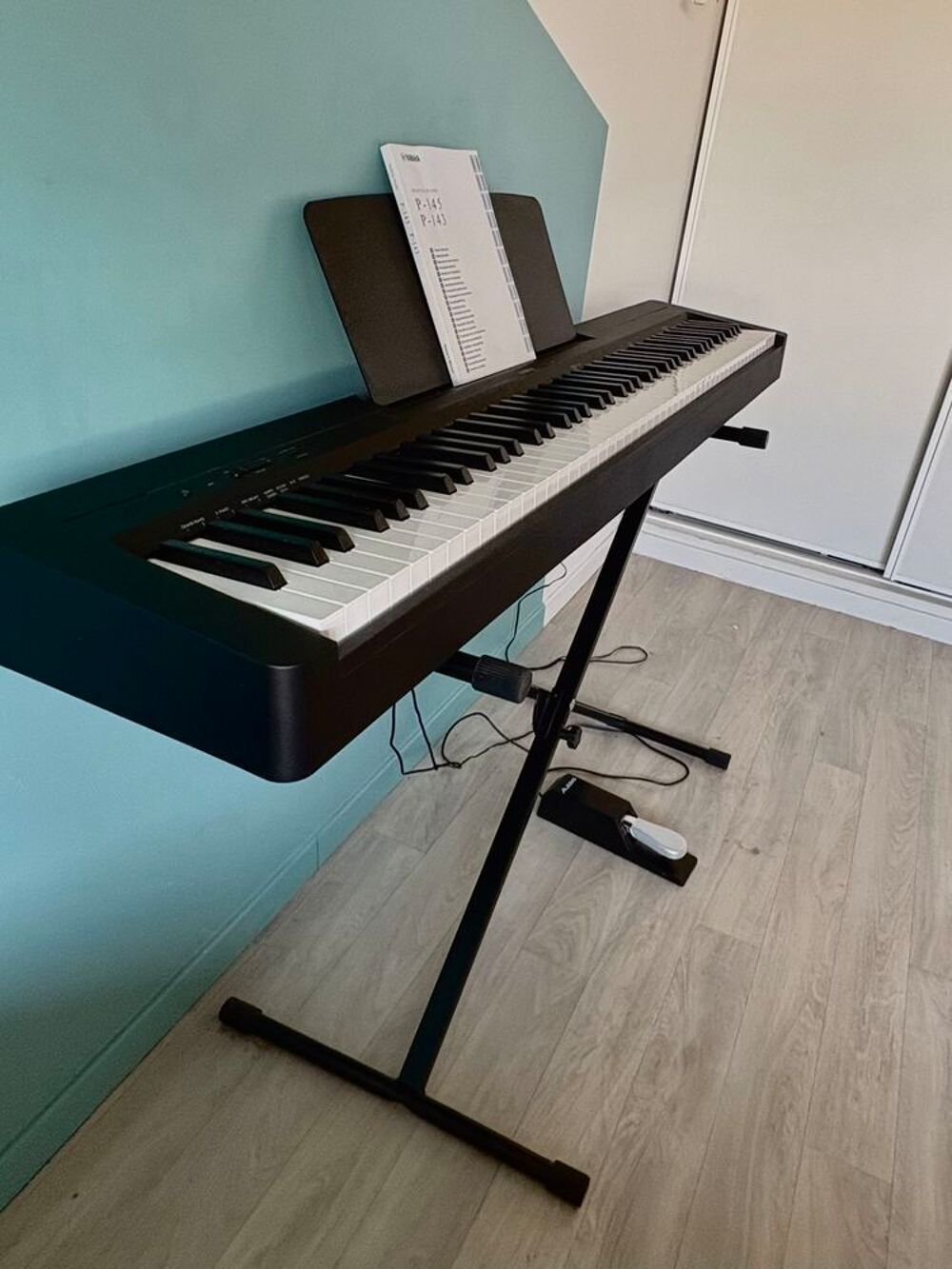 Yamaha p-145 piano num&eacute;rique Instruments de musique