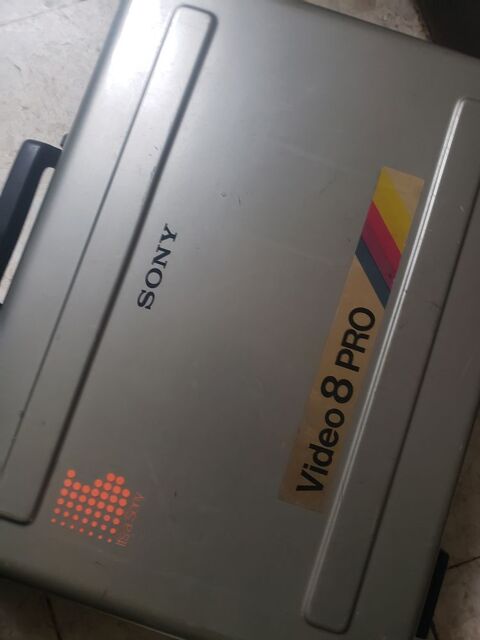 Sony super pro 8 caméra 70eur Le Petit Clamart (92)