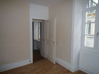  Appartement  louer 2 pices 