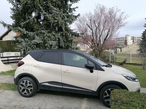 Renault Captur TCe 120 Energy Initiale Paris 2017 occasion Chevigny-Saint-Sauveur 21800