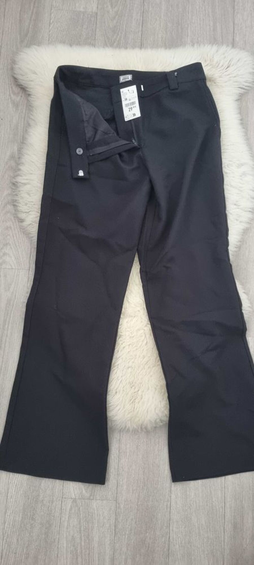 Lot de 15 v&ecirc;tements neufs avec &eacute;tiquette Vêtements
