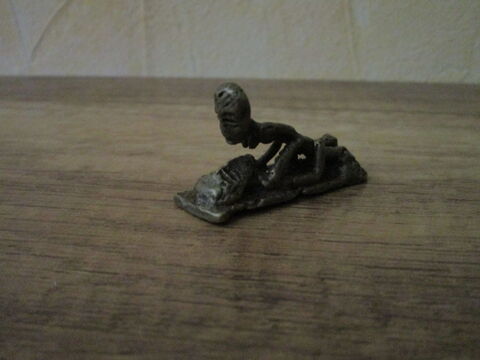 PETITE STATUE COQUINE Villepinte (93)