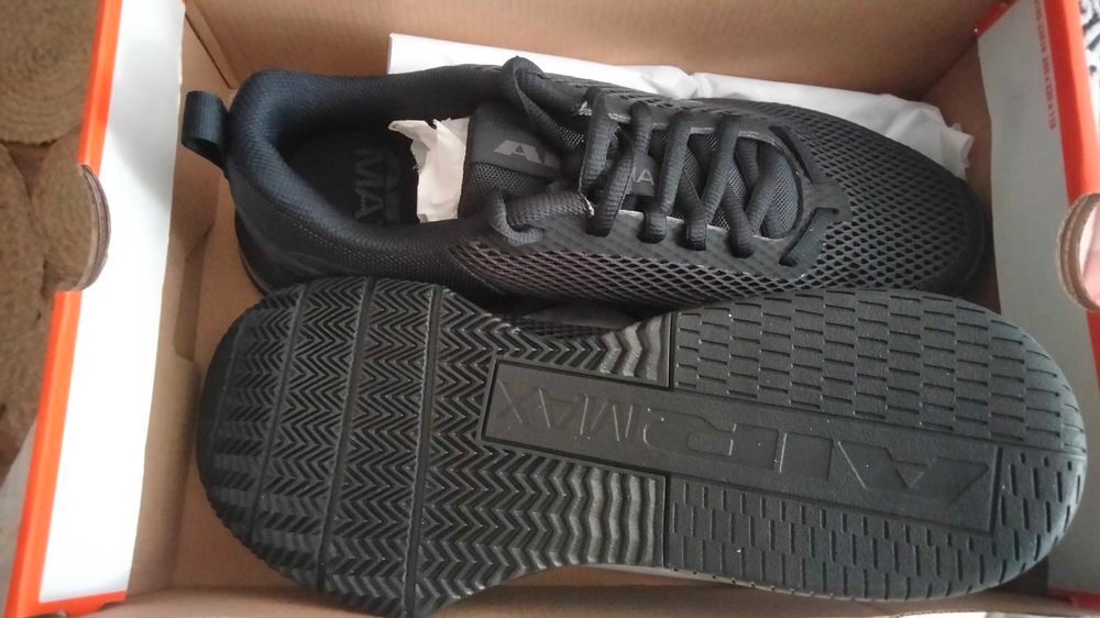 basket Nike air max taille 44 Chaussures