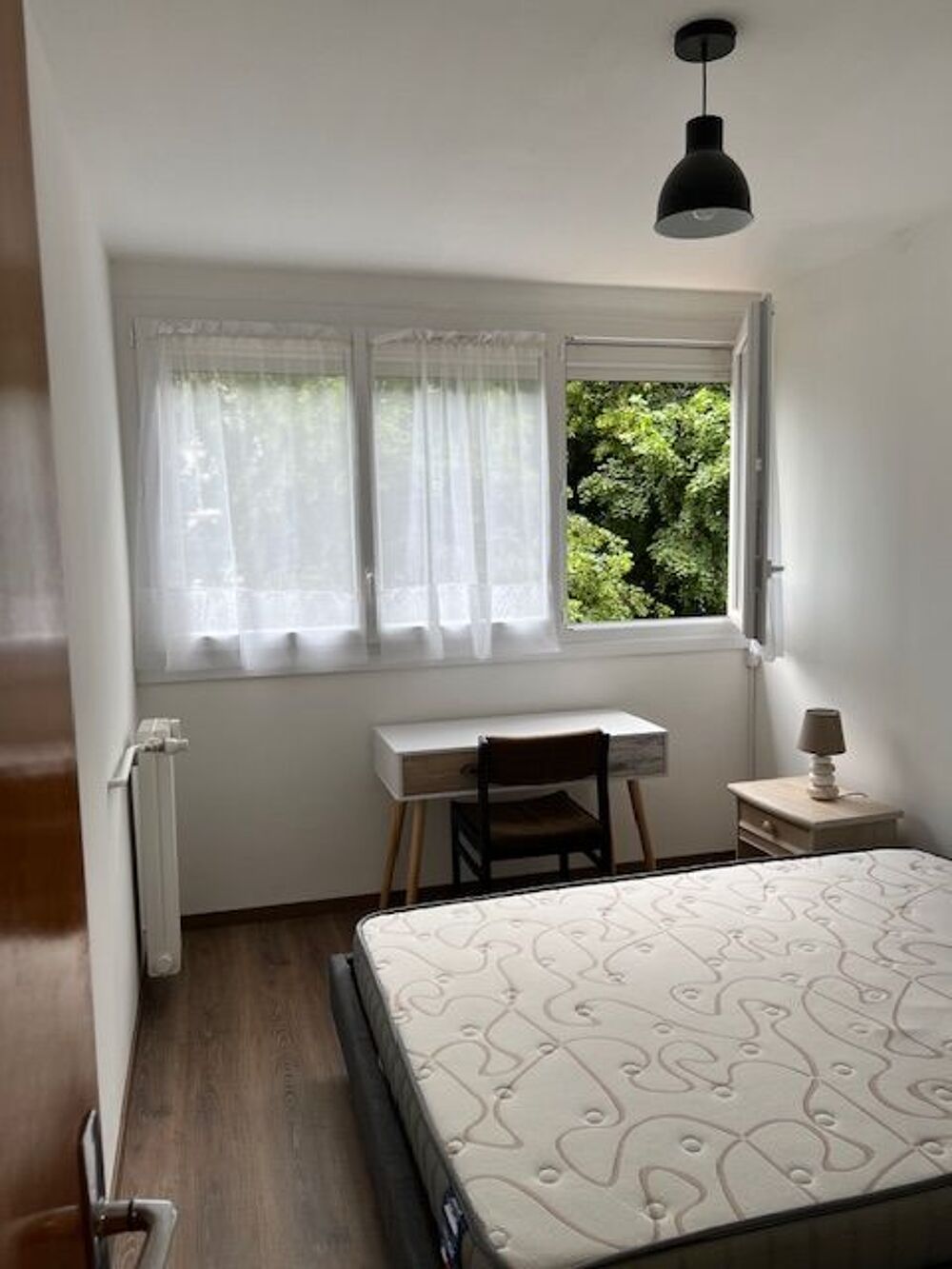 Location Appartement APPARTEMENT T4 MEUBLÉ REFAIT À NEUF (3 CHAMBRES) - 72 M2 Toulouse