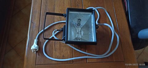Projecteur halog�ne 500W noir 10 Marseille 12 (13)