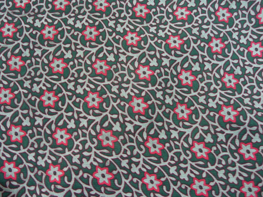 Top Fleuri Vert Fonc&eacute; Rouge et Kaki- Ici et Maintenant Vêtements