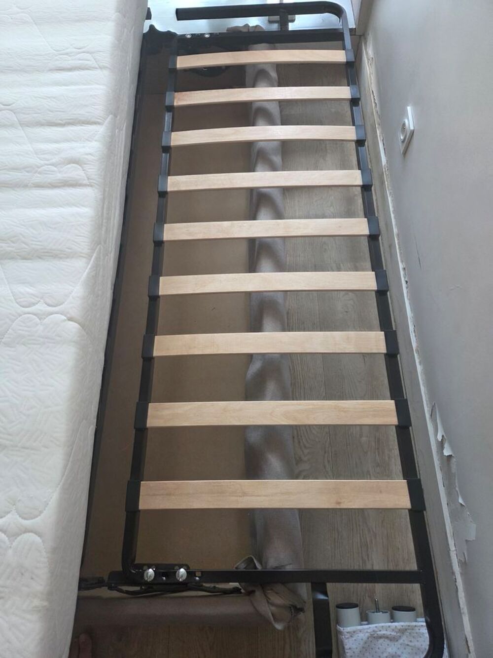 Canape clic-clac tissu gris taupe Meubles