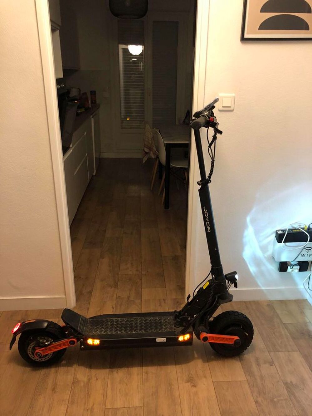 Trottinette &eacute;lectrique Sports