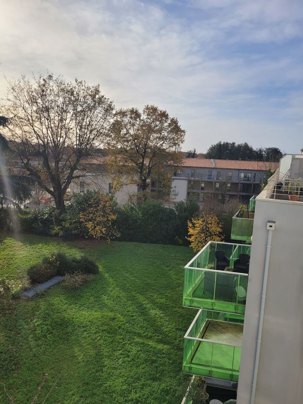 Vente Appartement APPARTEMENT T2 - Terrasse de 12m2 - LE HAILLAN 33185 Le haillan