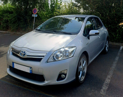Toyota auris Hybride 136h Lounge