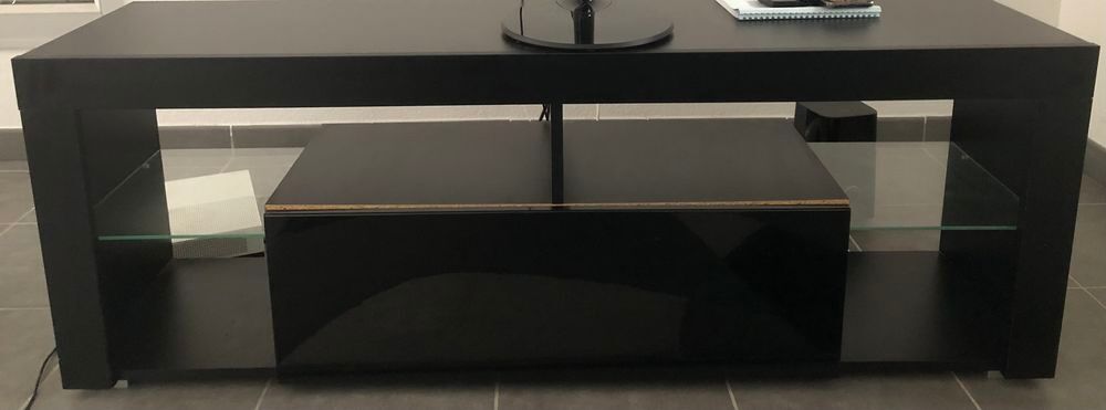 Meuble TV 140 cm excellent &eacute;tat Meubles