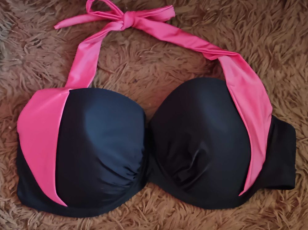 Maillot de bain 2 pi&egrave;ces. T46. 100C Vêtements