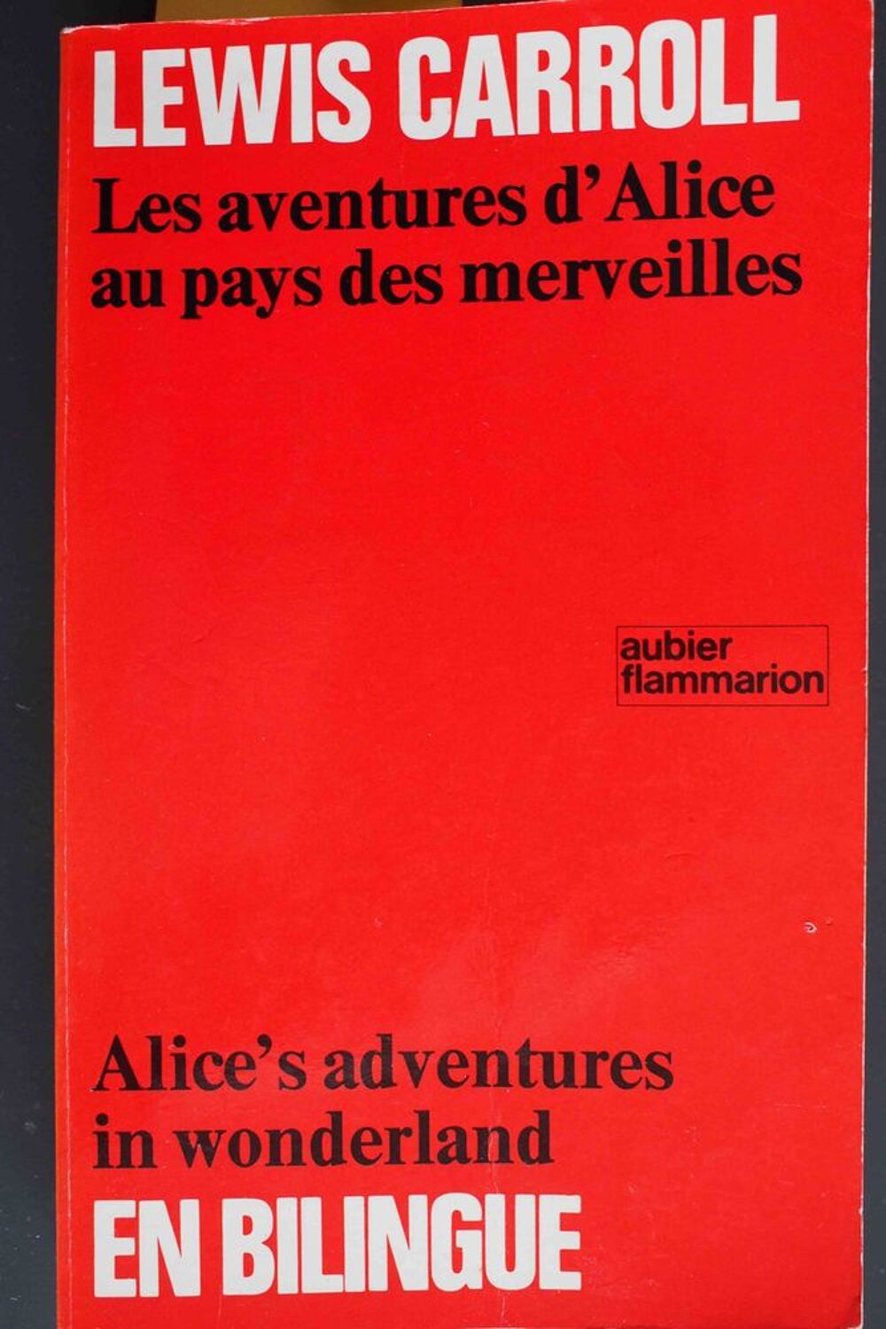 Les aventures d'Alice au pays des merveilles, Livres et BD