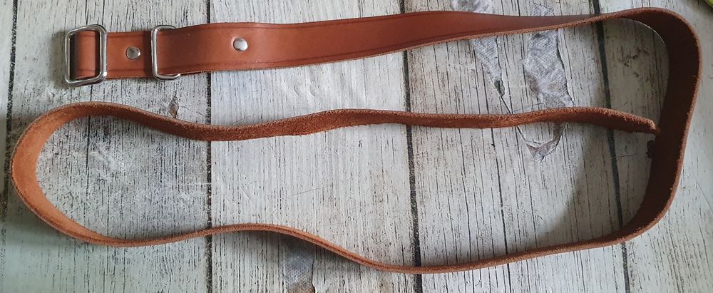 Ceinture sans trou grande taille en cuir gras neuve Maroquinerie