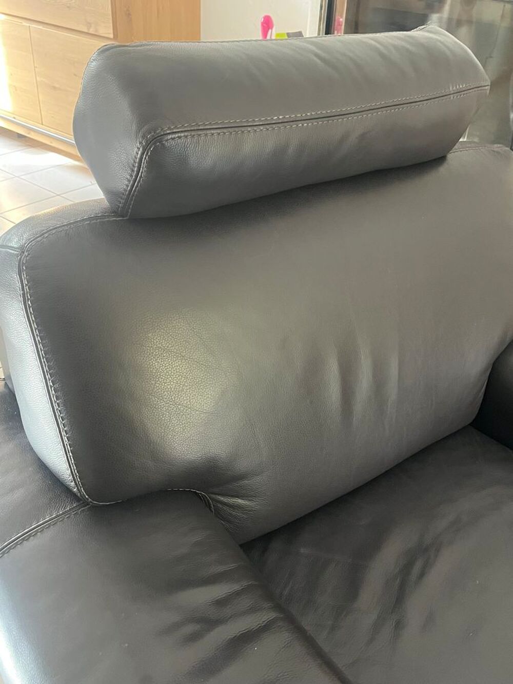 Fauteuil en cuir chocolat Meubles