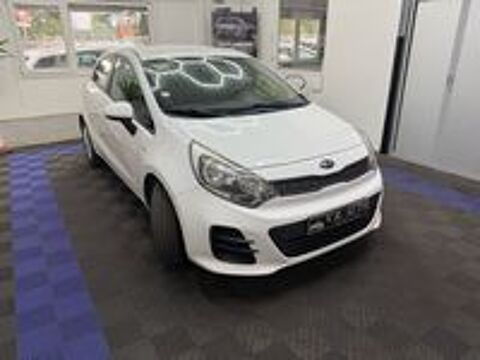 Rio 1.1 CRDi 75 Motion 2016 occasion 69120 Vaulx-en-Velin