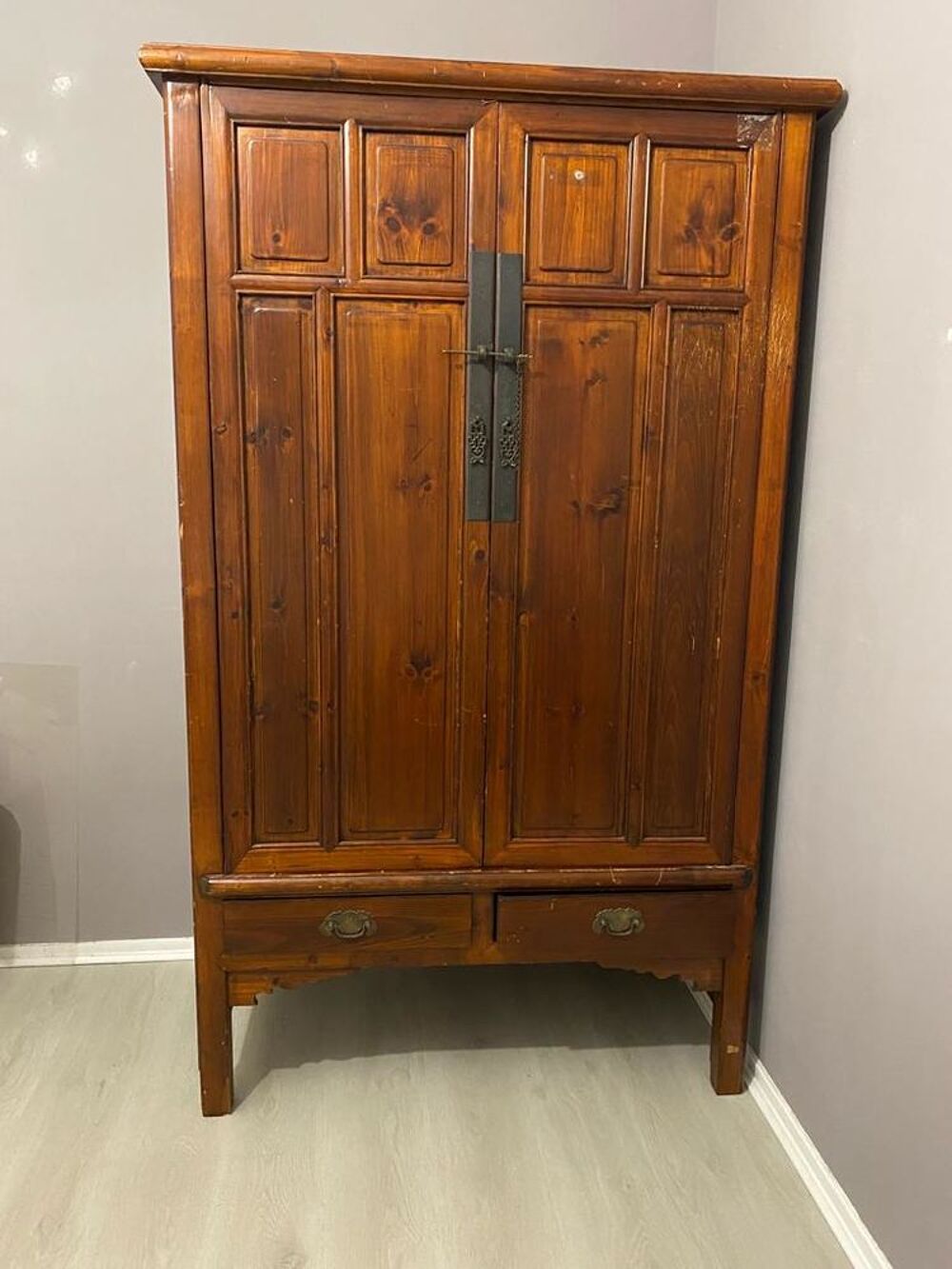 armoire en bois massif Meubles