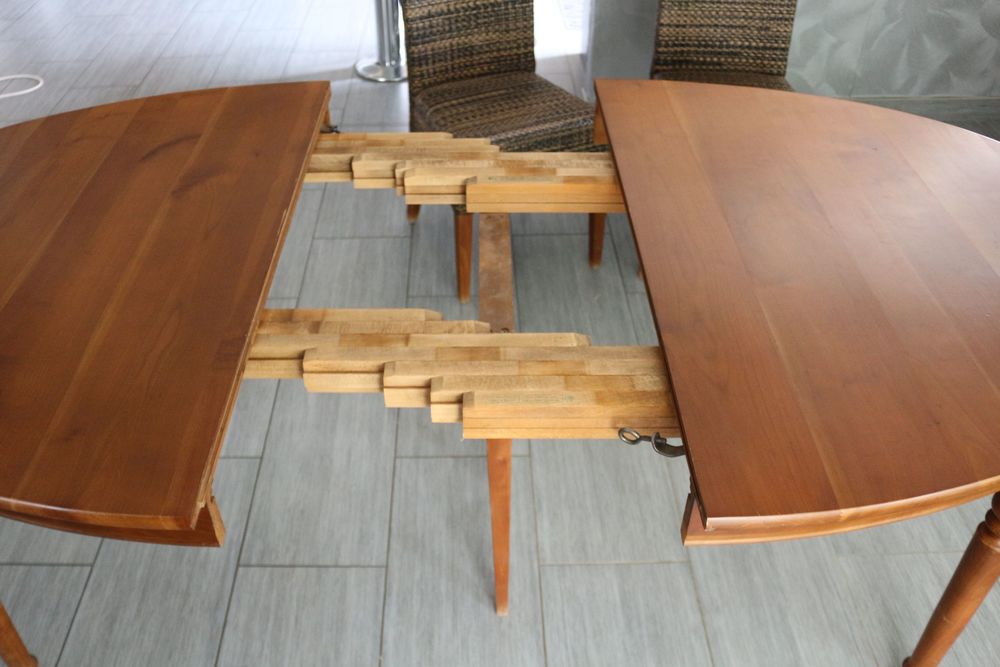 Table de s&eacute;jour avec allonges Meubles
