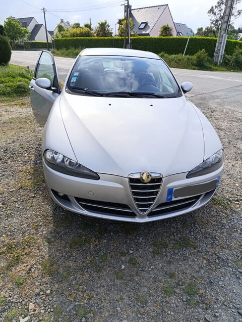 Alfa-romeo 147 Alfa Romeo  1.9 JTD M-JET 120 Distinctiv