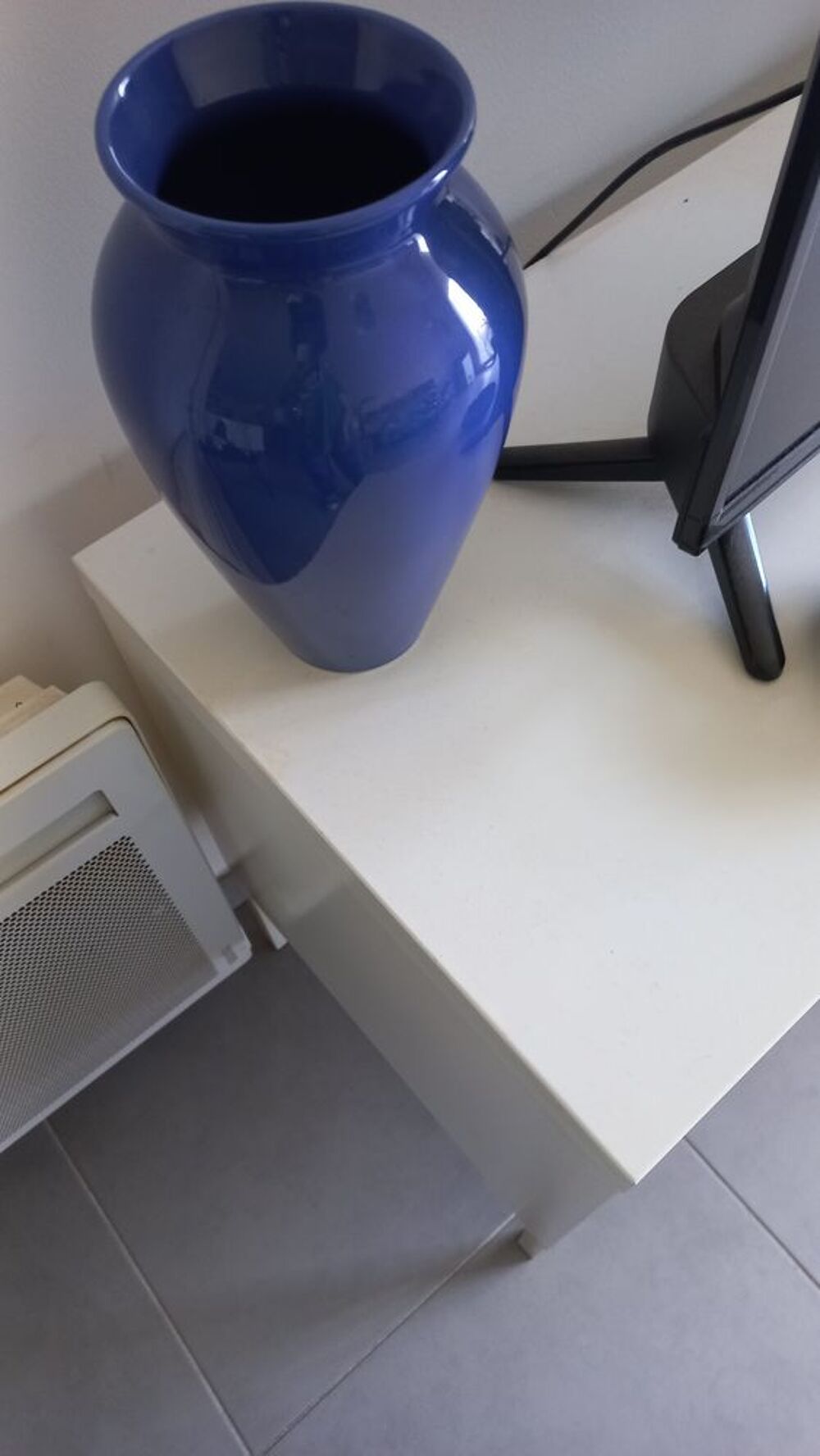 Joli vase en c&eacute;ramique
Bleu D�coration