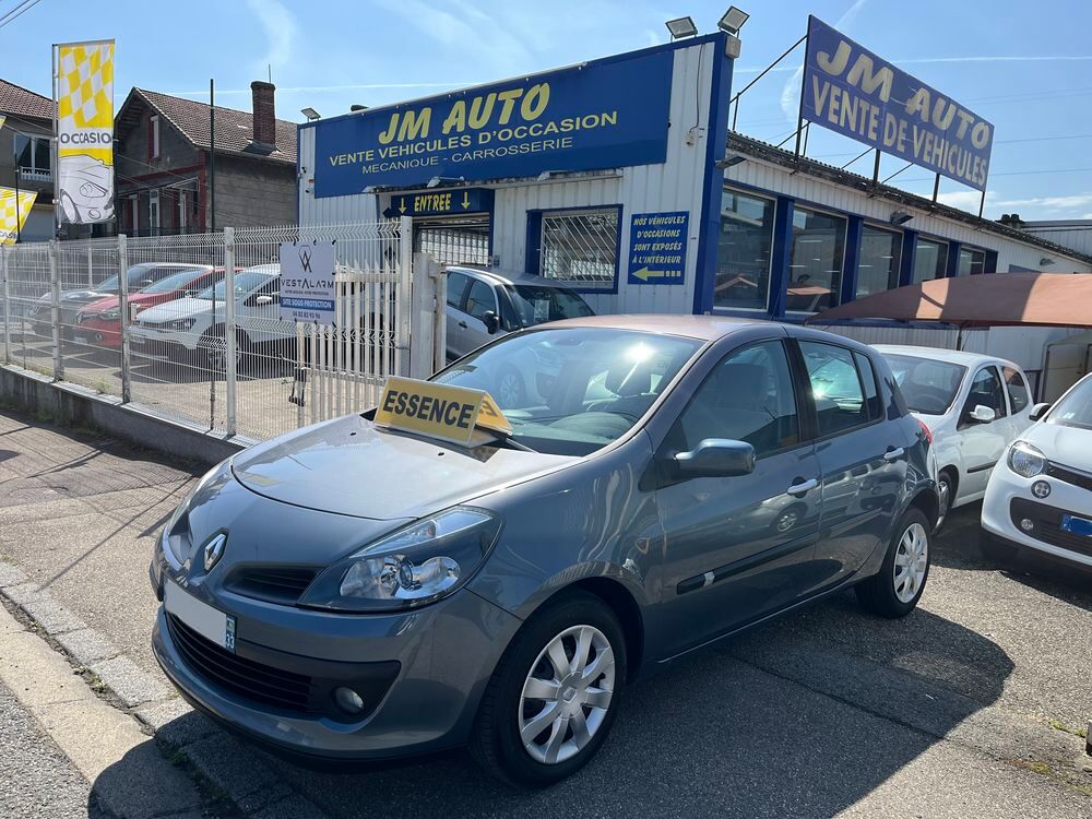 Clio III Clio 1.6 16V 110 Privil&egrave;ge 2007 occasion 42700 Firminy
