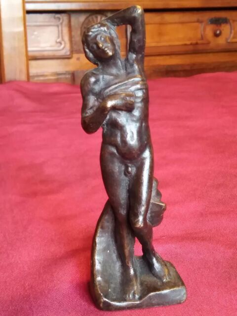 Statue en bronze  15 Avermes (03)