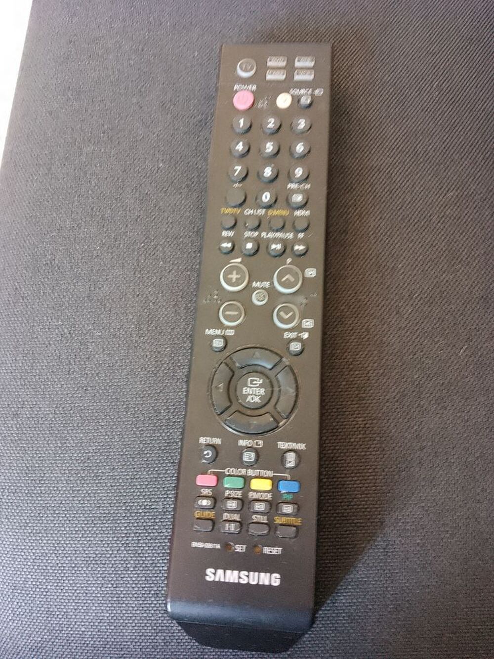 TV Samsung tbe + enceintes + manette jeu Audio et hifi