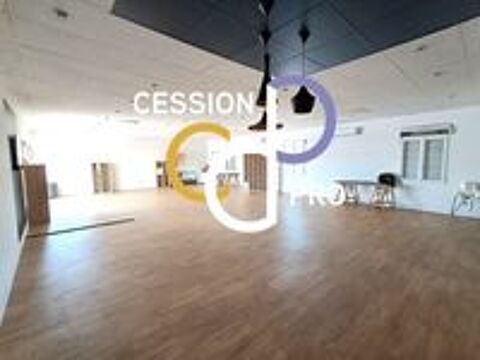   OPEN SPACE BUREAU 120 M² TRES VISIBLE AVEC GRAND PARKING PRIVE A LOUER SUR NIMES ! 