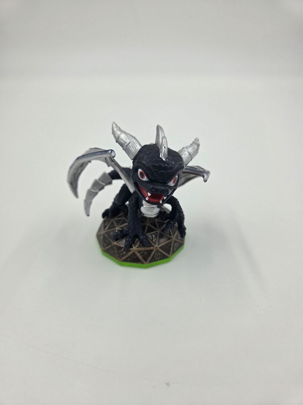 Figurine Skylanders Spyro's Adventures Dark Spyro Consoles et jeux vidéos