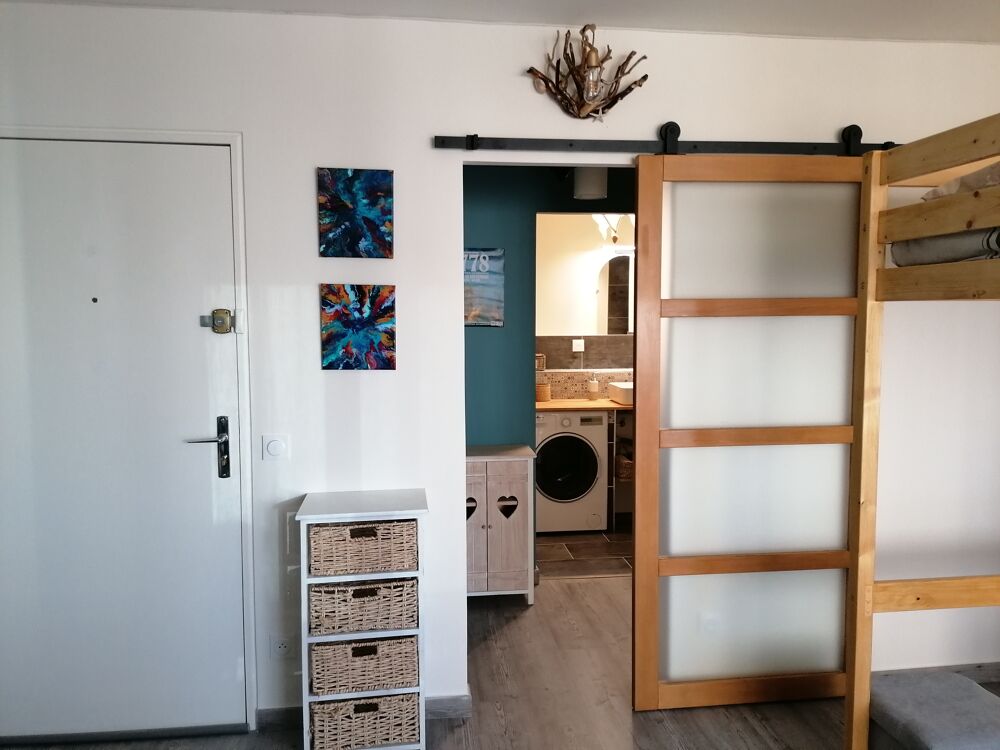 Location Appartement studio 33 m2 refait  neuf tout confort Toulon