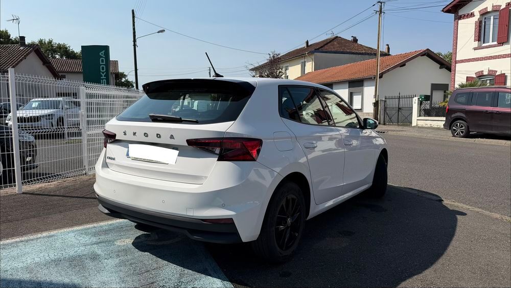 Fabia 1.0 TSI 95 ch BVM5 Ambition 2023 occasion 40100 Dax