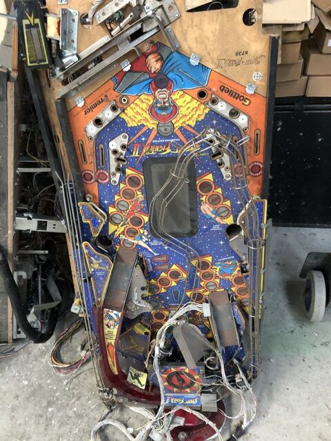 pro recherche jeux de bar caf� 
Flipper babyfoot arcade etc Maricourt (80)