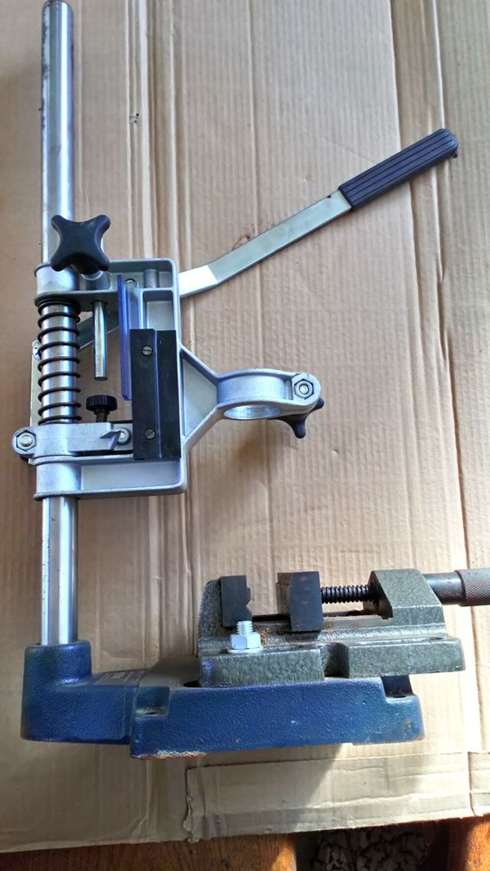 Colonne AEG pour perceuse Bricolage