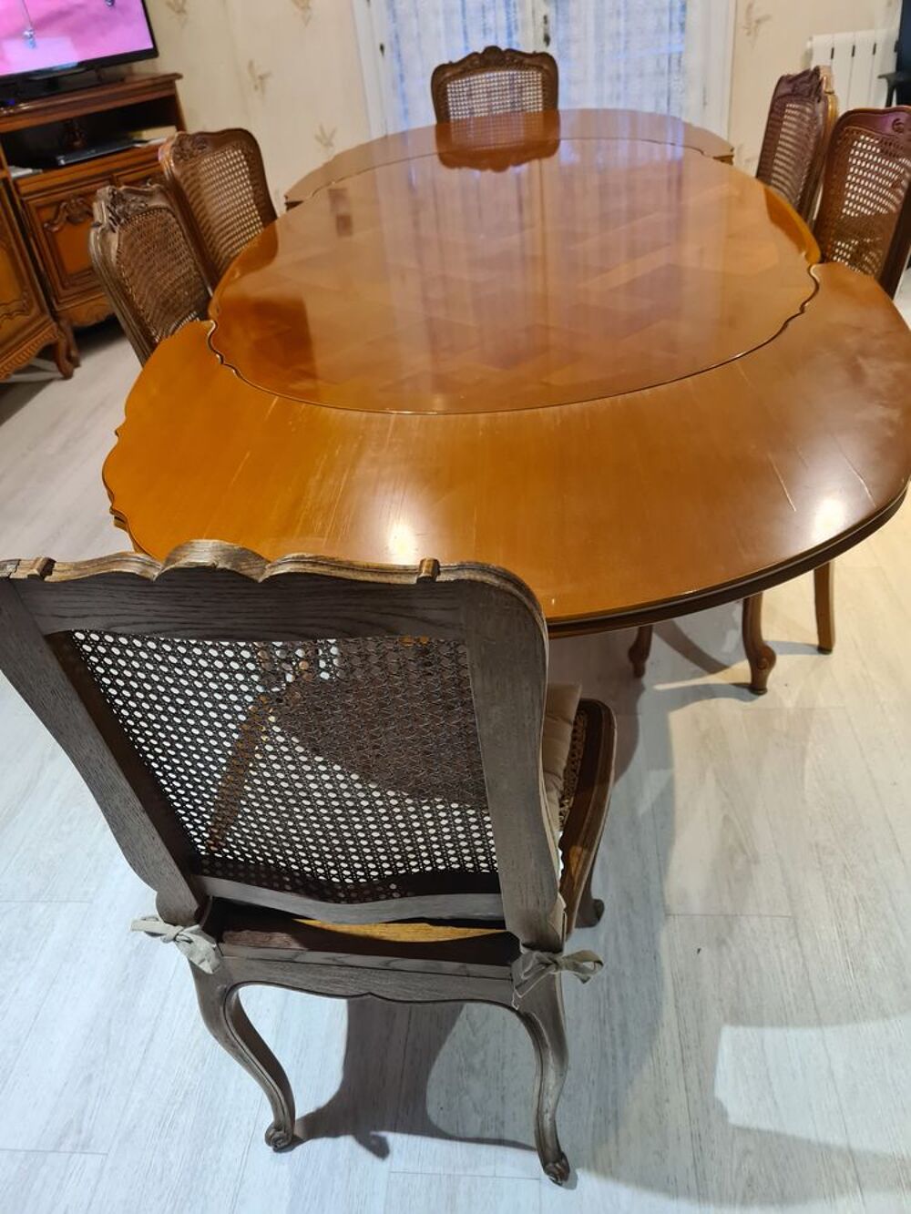 salle &agrave; manger merisier Meubles