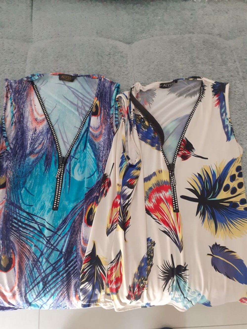 2 hauts Vêtements