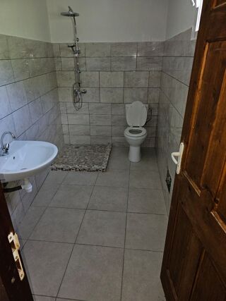  Appartement à louer 1 pièce 38 m²
