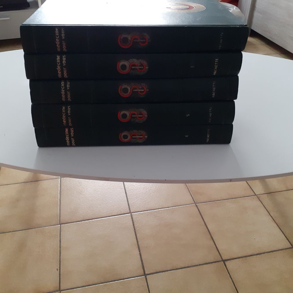 livres m&eacute;decine pour vous Hachette 5 volumes Livres et BD