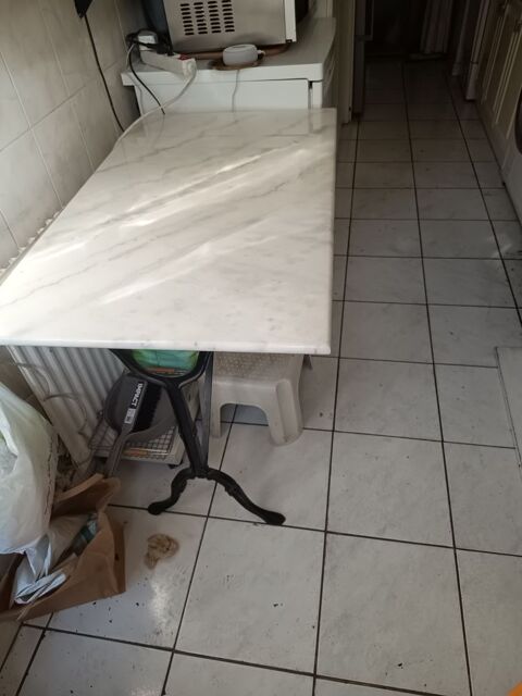 Magnifique table bistrot marbre blanc 100 Fontenay-sous-Bois (94)