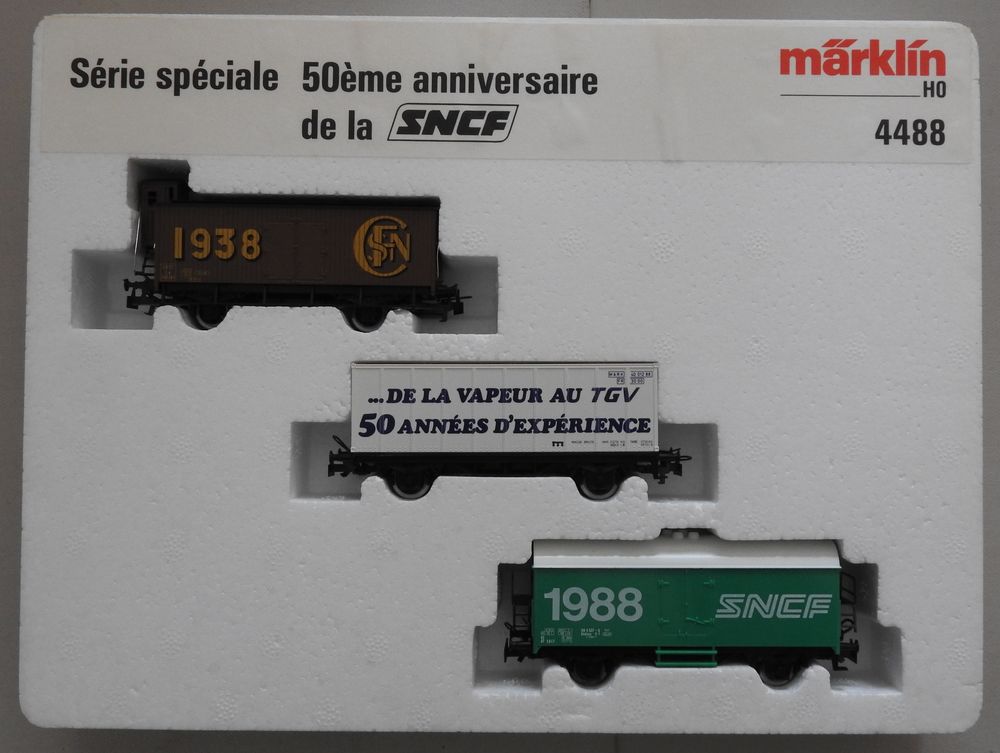 Echelle HO ? M&auml;rklin Coffret " 50 ans SNCF " r&eacute;f. 4488 