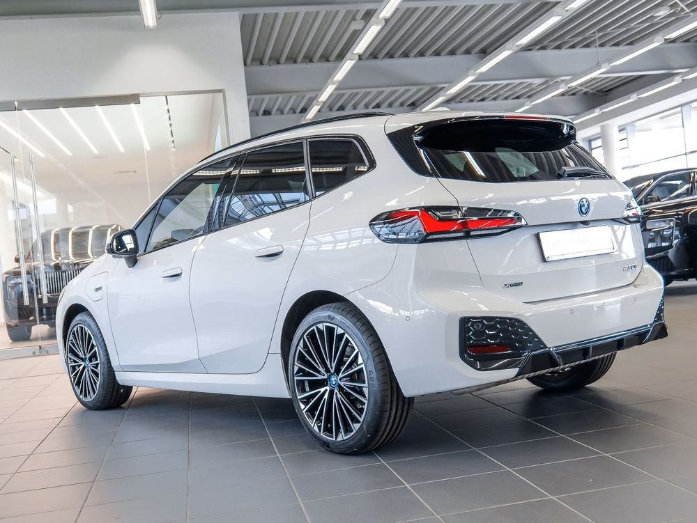 Serie 2 Active Tourer 230e xDrive 326 ch DKG7 M Sport 2023 occasion 38440 Saint-Jean-de-Bournay