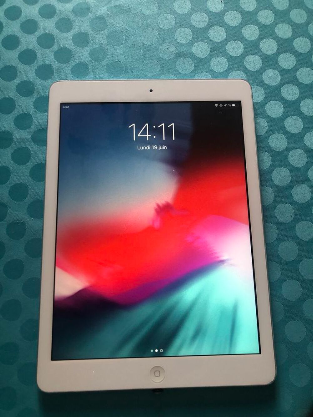 Tablette iPad Air Premi&egrave;re g&eacute;n&eacute;ration Matériel informatique