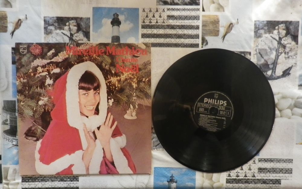 MIREILLE MATHIEU CHANTE NOEL Vynil 33T Livres et BD