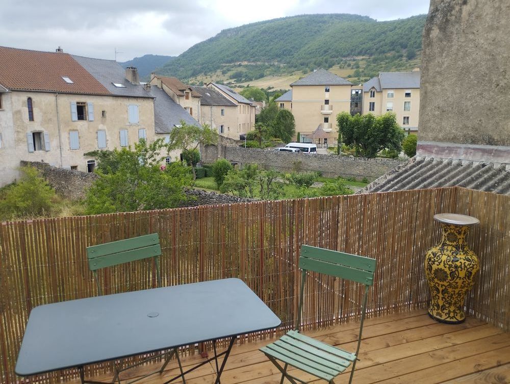   Notre gte avec terrasse au centre de Nant (4 pers)  Midi-Pyrnes, Nant (12230)