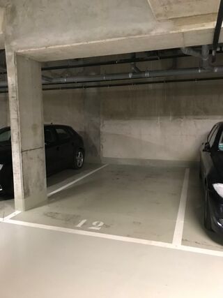  Parking / Garage  louer 12 m Le blanc-mesnil