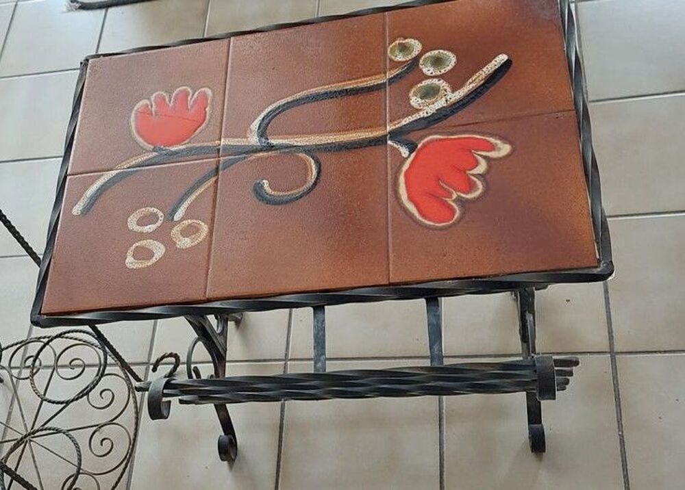 Diff&eacute;rents objets en fer forg&eacute; Décoration