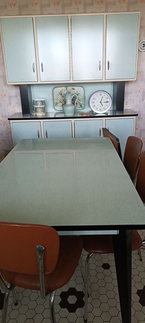 2 buffets de cuisine formicat vert pâle + table à rallonges 500 Montussan (33)