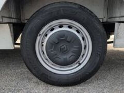 Master MASTER PHC TRAC F3500 L3H1 BLUE DCI 145 EURO VI CONFORT 2024 occasion 91700 Sainte-Genevi&egrave;ve-des-Bois