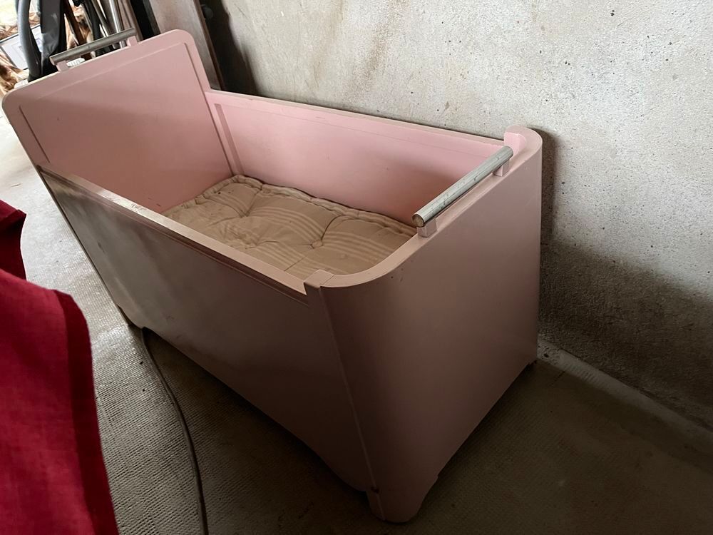 lit enfant , style baignoire ann&eacute;e 50/60 Mobilier enfants