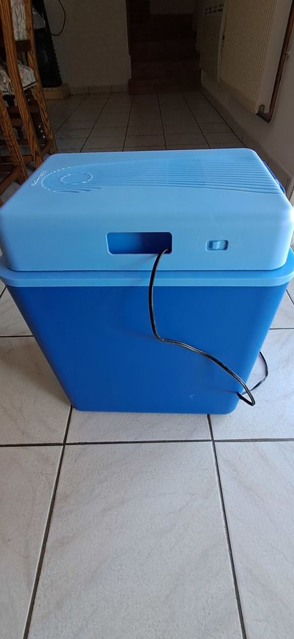 Glaci&egrave;re thermo&eacute;lectrique 24L Electroménager