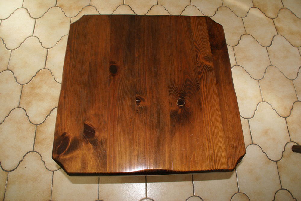 FAUTEUILS - TABLE BASSE Meubles